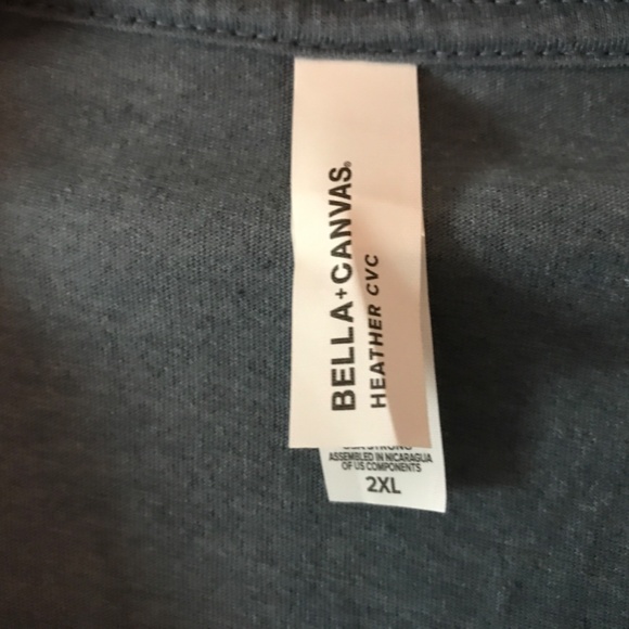 WHITETAIL ADRENALINE WOMEN’S CROSS ARROW V-NECK 2XL SHORT SLEEVE SHIRT - Picture 2 of 3